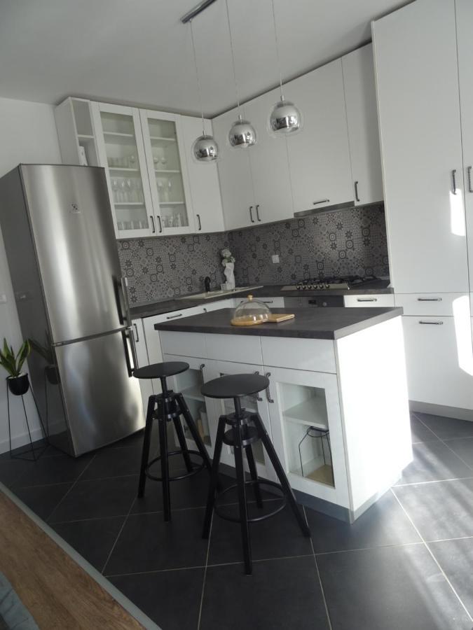 Apartment Rita โมโกชิซา ภายนอก รูปภาพ