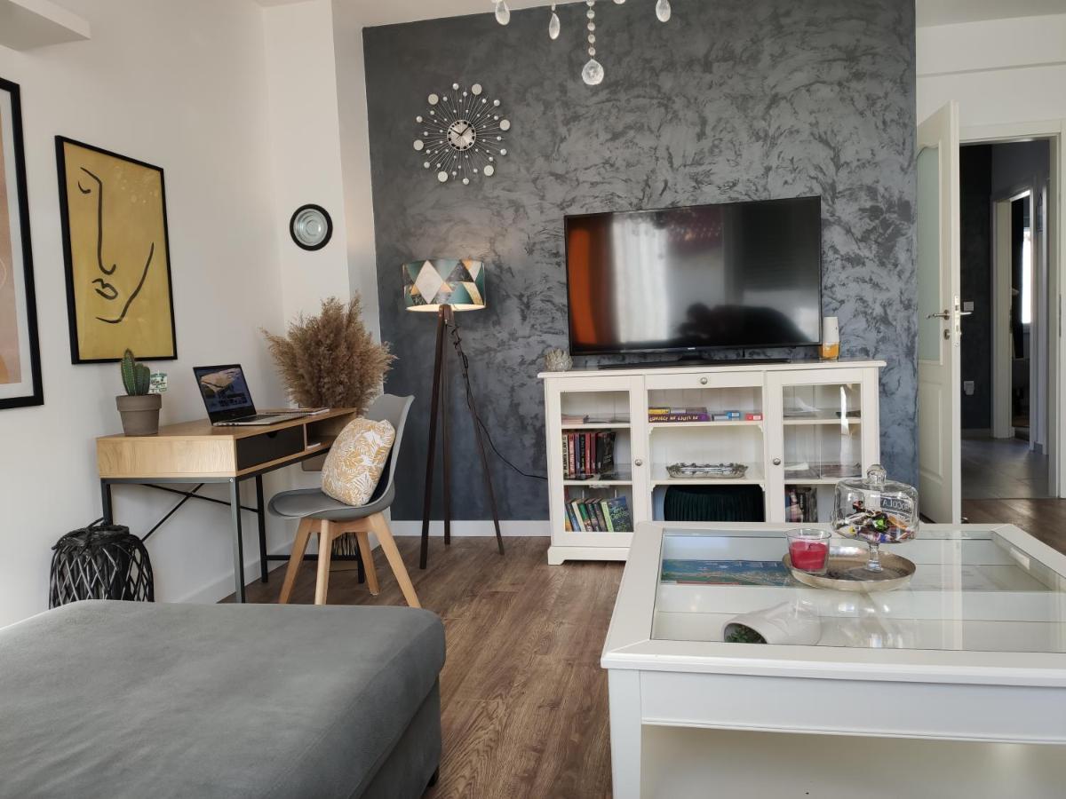 Apartment Rita โมโกชิซา ภายนอก รูปภาพ
